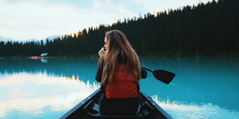 鲁多维斯塔48：穿越时空的未来主义旅游新地标